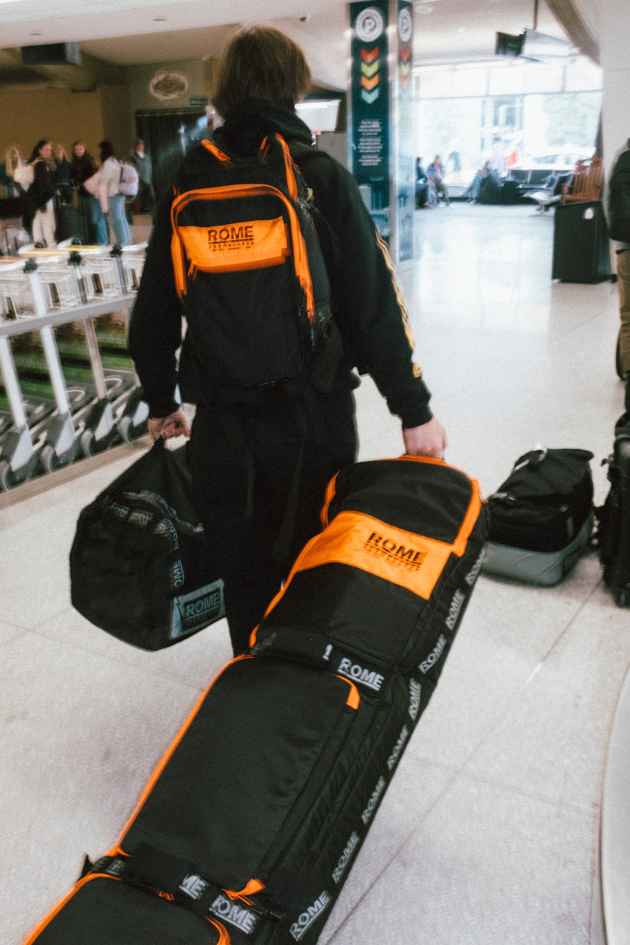 Cache Snowboard Bag